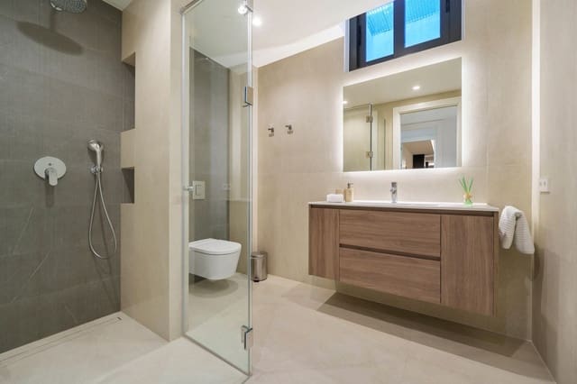 6 soverom Villa til salgs i Marbella med svømmebasseng garasje - € 5 900 000 (Ref: 9344005)