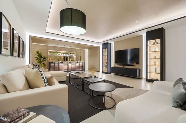 6 soverom Villa til salgs i Marbella med svømmebasseng garasje - € 5 900 000 (Ref: 9344005)