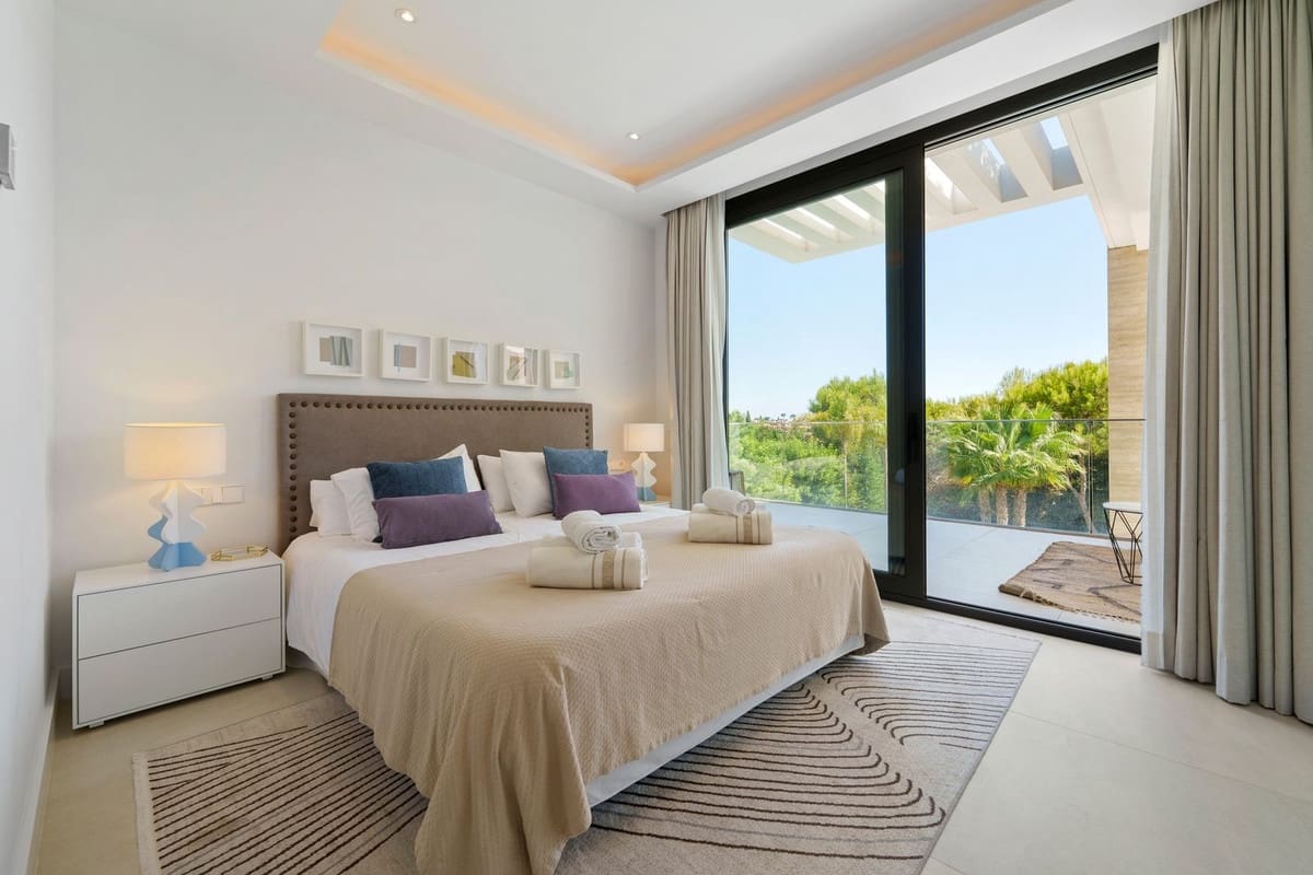 6 soverom Villa til salgs i Marbella med svømmebasseng garasje - € 5 900 000 (Ref: 9344005)