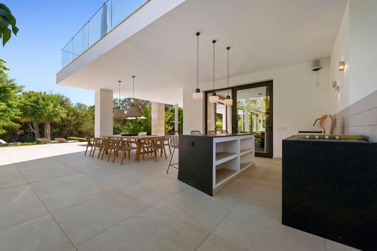 6 soverom Villa til salgs i Marbella med svømmebasseng garasje - € 5 900 000 (Ref: 9344005)