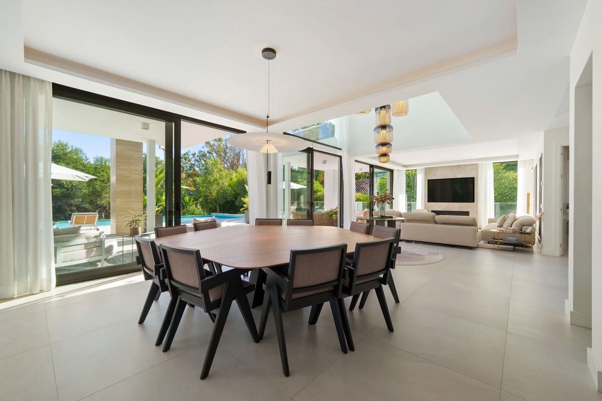 6 soverom Villa til salgs i Marbella med svømmebasseng garasje - € 5 900 000 (Ref: 9344005)