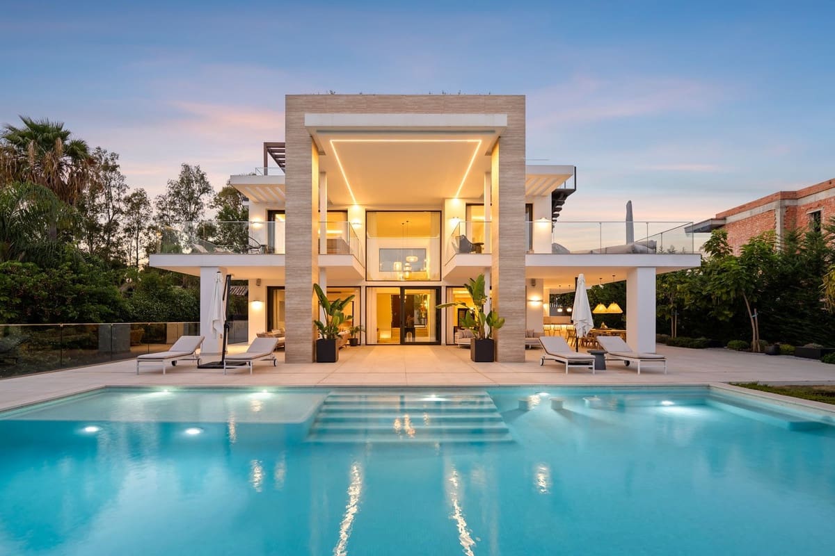 6 soverom Villa til salgs i Marbella med svømmebasseng garasje - € 5 900 000 (Ref: 9344005)