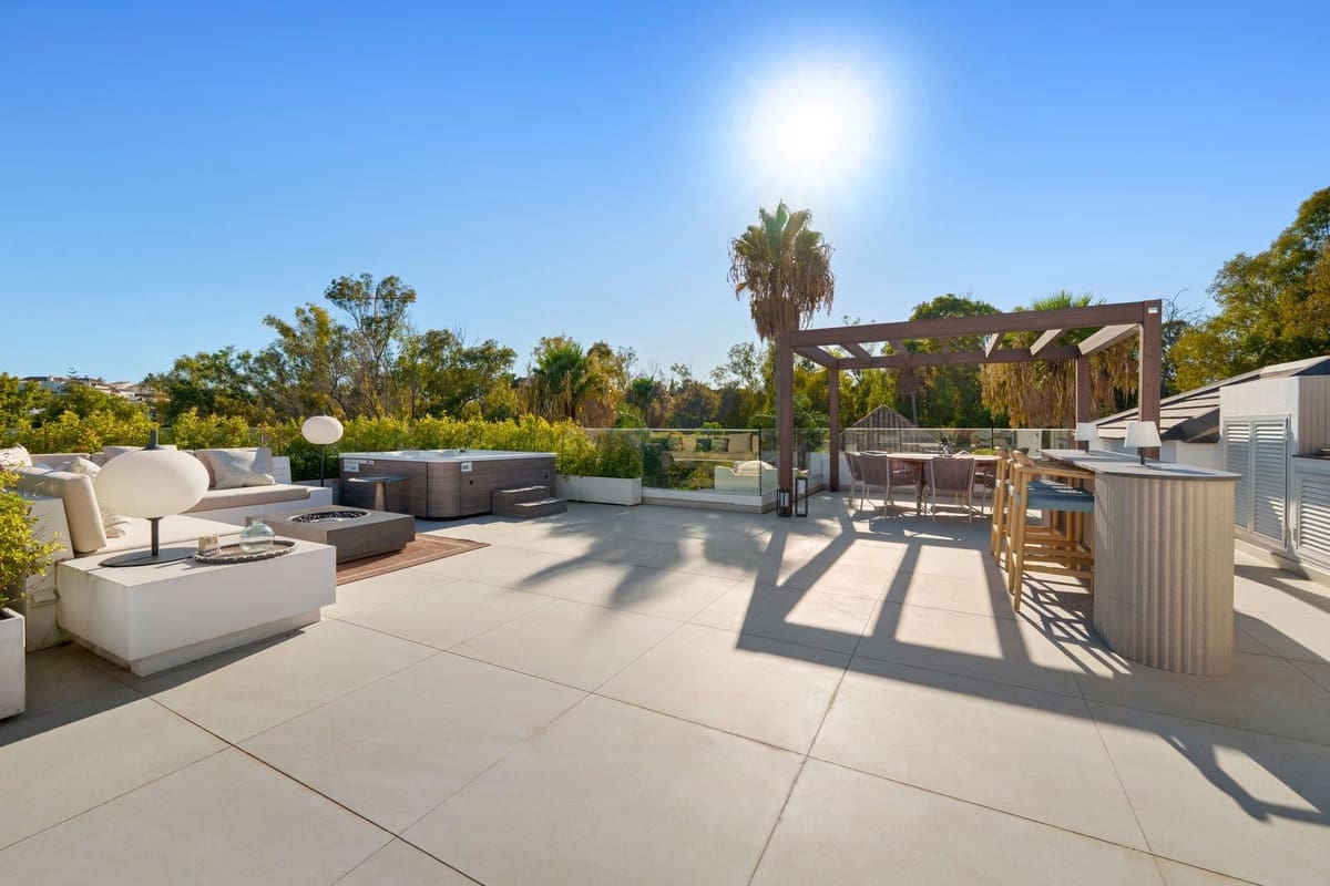 6 soverom Villa til salgs i Marbella med svømmebasseng garasje - € 5 900 000 (Ref: 9344005)