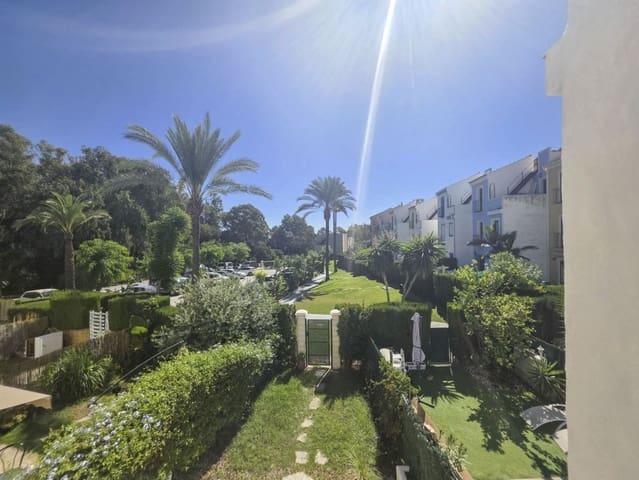 3 soveværelse Byhus til salg i Bahia de Casares, Casares med swimmingpool garage - € 295.000 (Ref: 9350110)