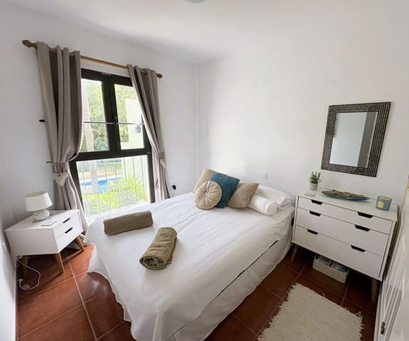 3 quarto Casa em Banda para venda em Bahia de Casares, Casares com piscina garagem - 360 000 € (Ref: 9350110)