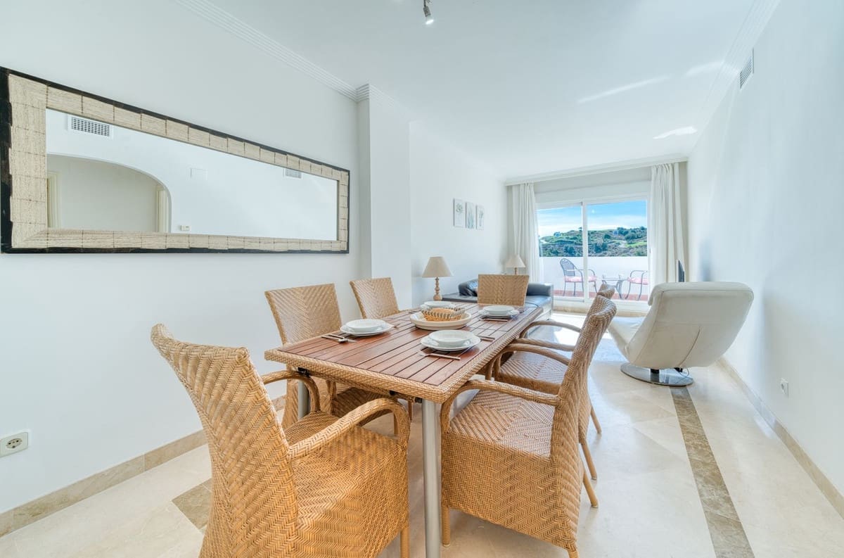 Apartamento de 2 habitaciones en La Cala de Mijas en venta con piscina garaje - 280.000 € (Ref: 9360715)