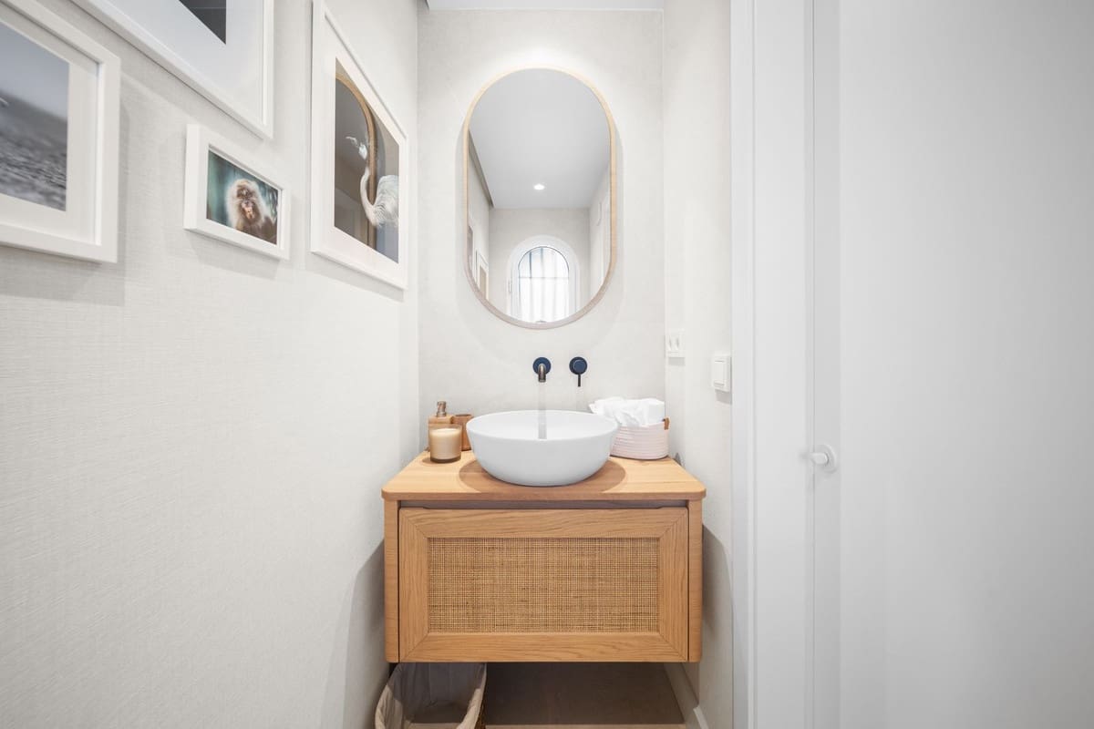 3 sypialnia Dom na sprzedaż w Aloha Golf z basenem garażem - 1 495 000 € (Ref: 9360958)