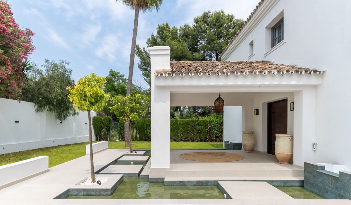 5 soveværelse Villa til salg i New Golden Mile med swimmingpool garage - € 3.495.000 (Ref: 9363061)