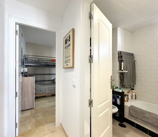 2 camera da letto Appartamento in vendita in La Duquesa / Puerto de la Duquesa, Manilva con piscina garage - 219.000 € (Rif: 9363375)