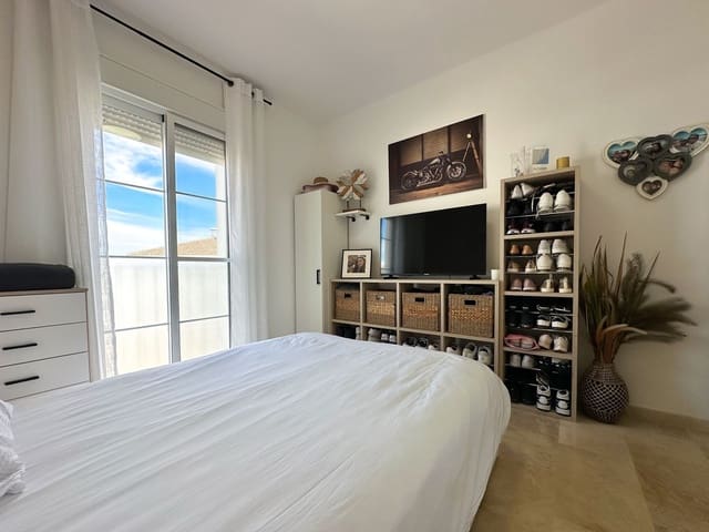 2 camera da letto Appartamento in vendita in La Duquesa / Puerto de la Duquesa, Manilva con piscina garage - 219.000 € (Rif: 9363375)