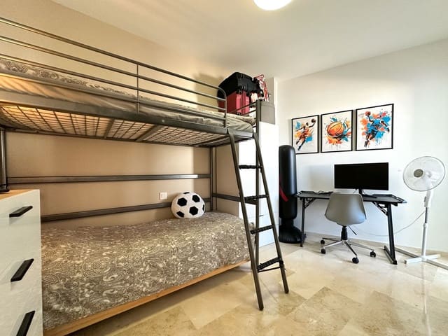 2 camera da letto Appartamento in vendita in La Duquesa / Puerto de la Duquesa, Manilva con piscina garage - 219.000 € (Rif: 9363375)