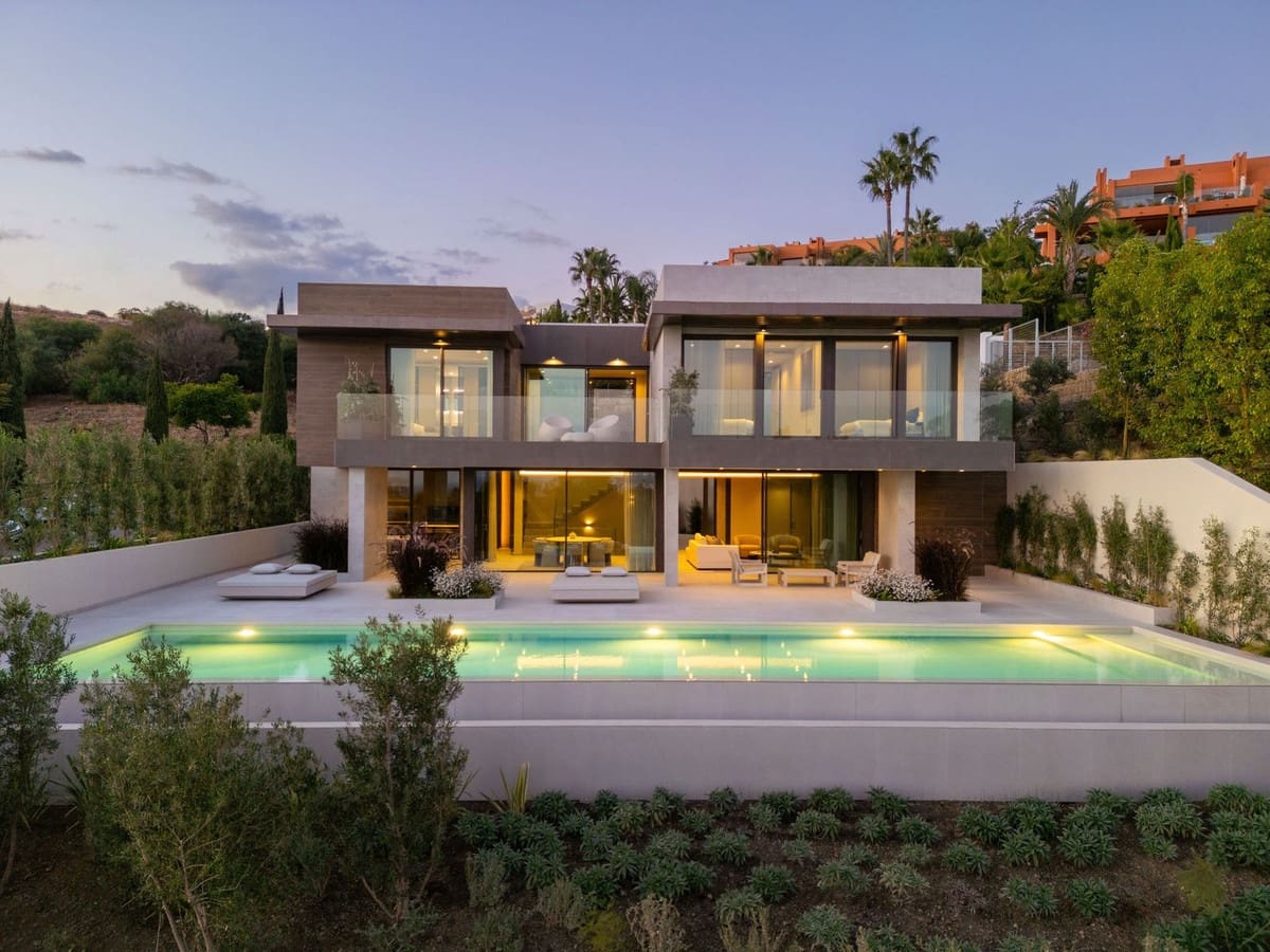 5 Zimmer Villa zu verkaufen in Benahavis mit Pool Garage - 4.395.000 € (Ref: 9363376)