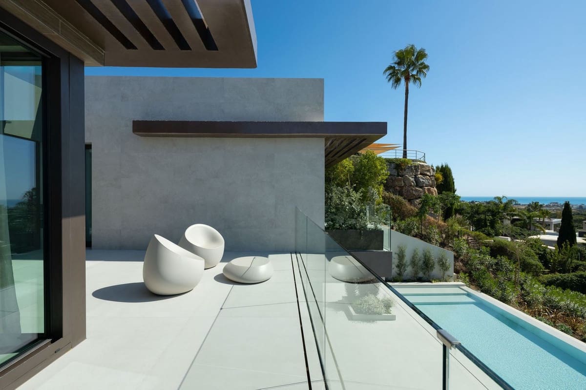 5 quarto Moradia para venda em Benahavis com piscina garagem - 4 395 000 € (Ref: 9363376)