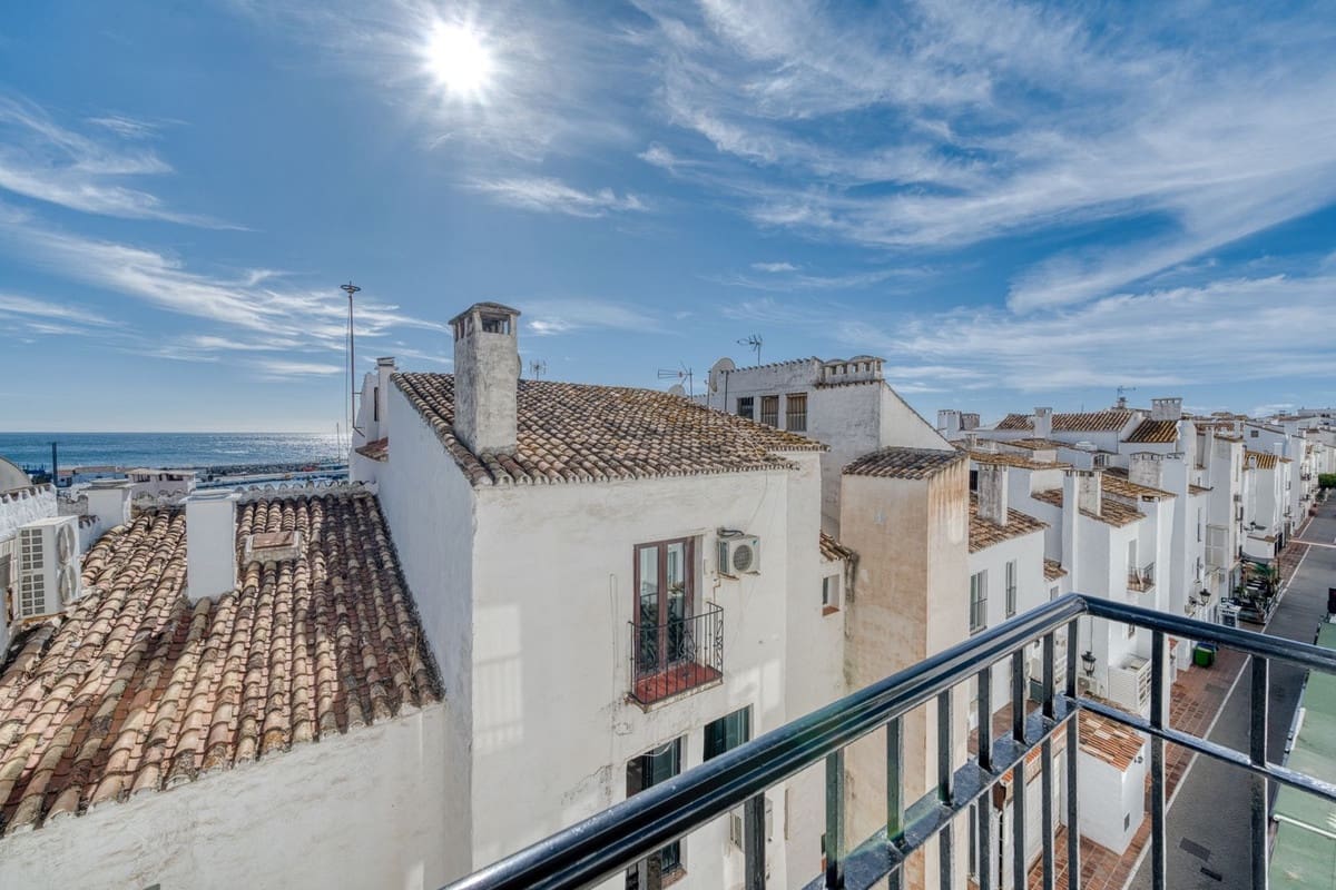 2 soveværelse Lejlighed til salg i Puerto Banus - € 595.000 (Ref: 9370354)