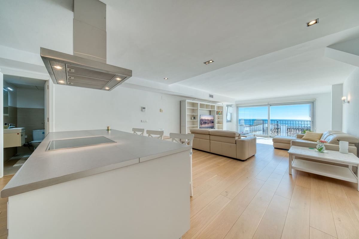 2 soveværelse Lejlighed til salg i Puerto Banus - € 595.000 (Ref: 9370354)