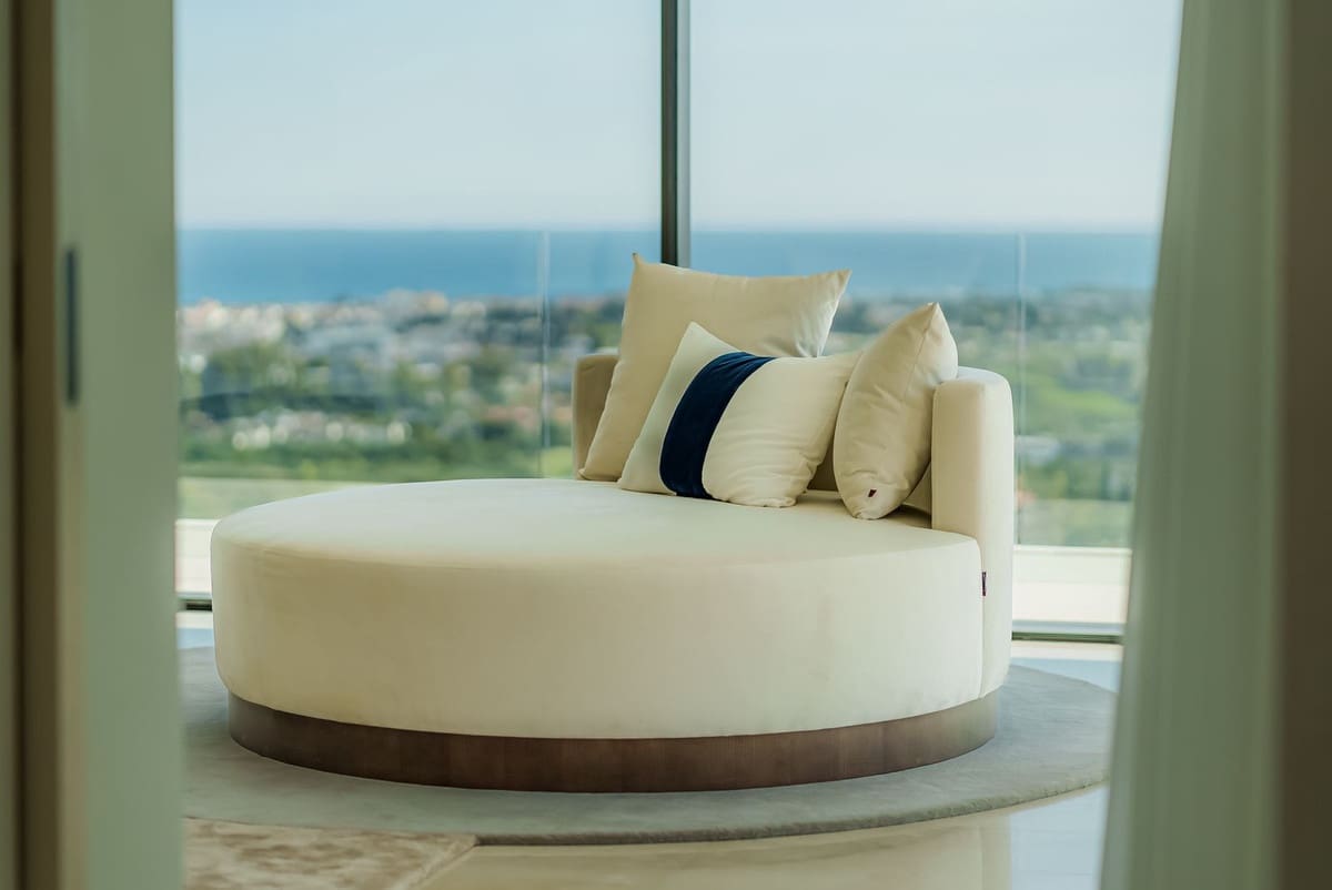 8 soverom Villa til salgs i Benahavis med svømmebasseng garasje - € 19 850 000 (Ref: 9372350)