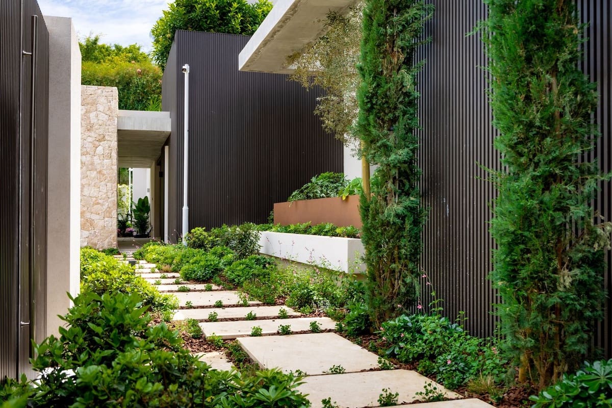 8 soverom Villa til salgs i Benahavis med svømmebasseng garasje - € 19 850 000 (Ref: 9372350)