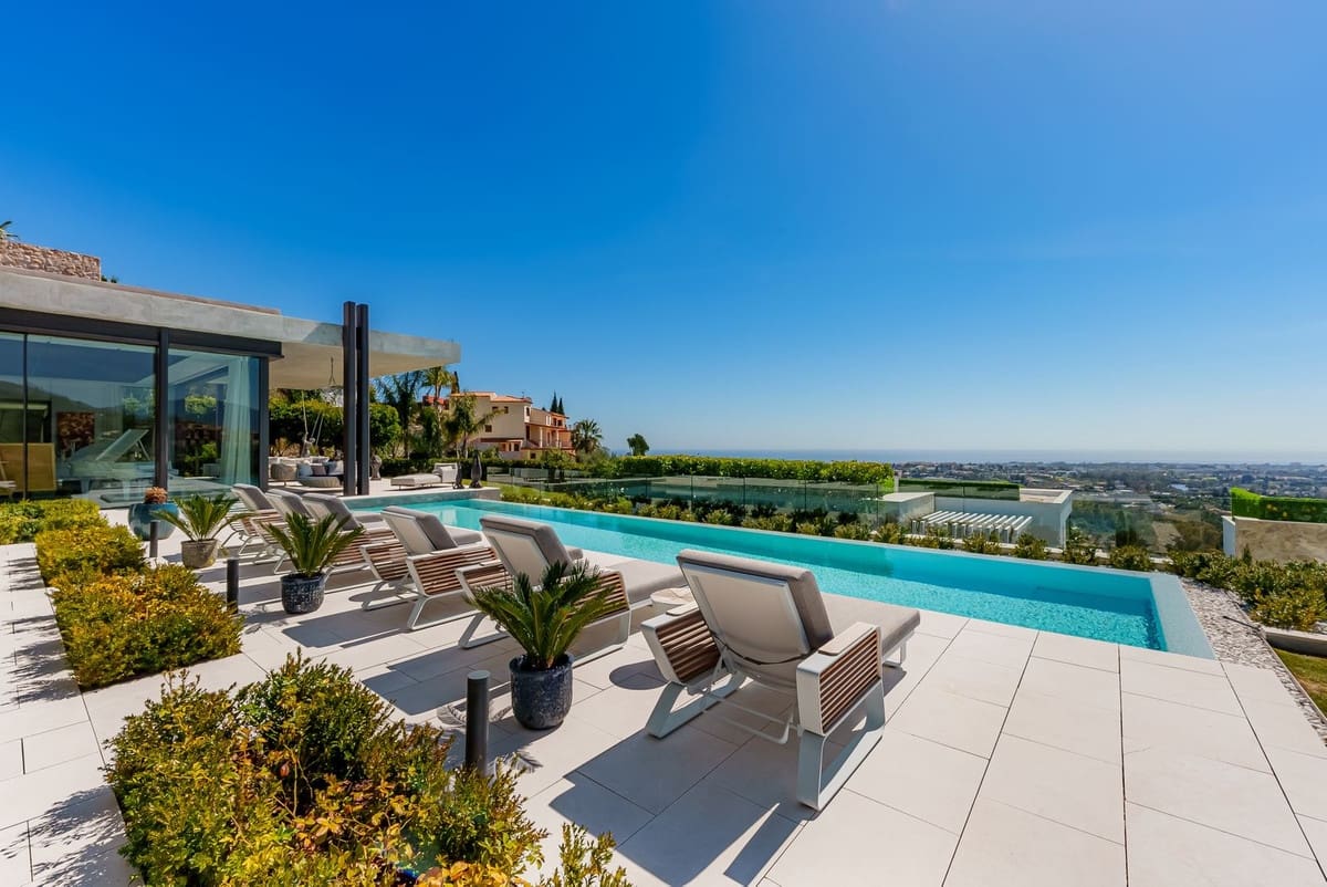 8 Zimmer Villa zu verkaufen in Benahavis mit Pool Garage - 19.850.000 € (Ref: 9372350)