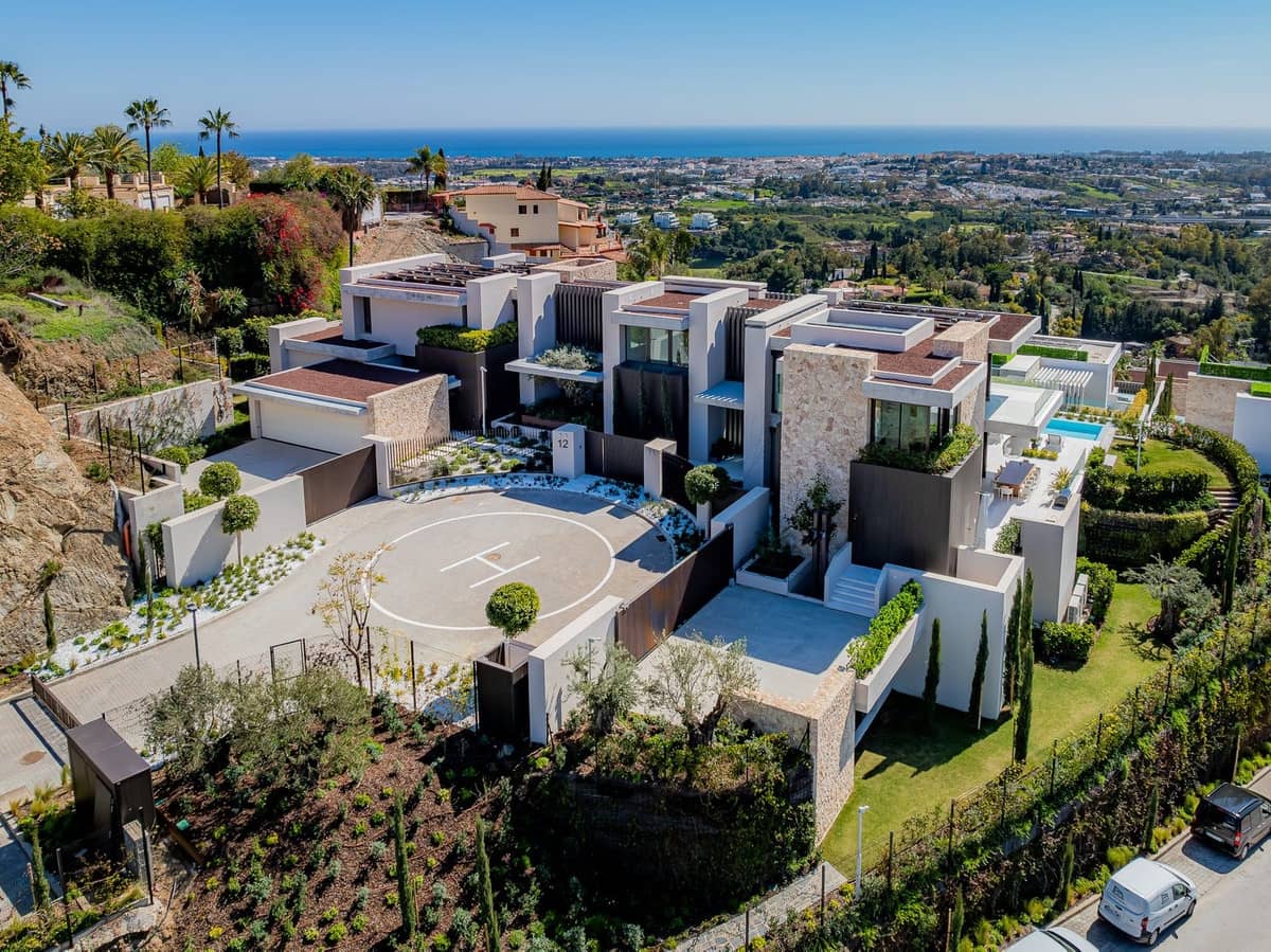 8 Zimmer Villa zu verkaufen in Benahavis mit Pool Garage - 19.850.000 € (Ref: 9372350)