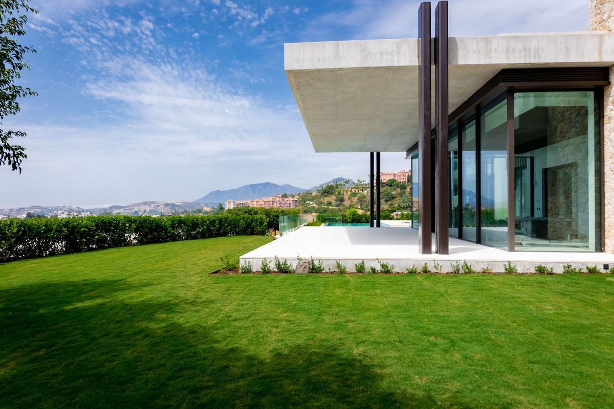 8 Zimmer Villa zu verkaufen in Benahavis mit Pool Garage - 19.850.000 € (Ref: 9372350)