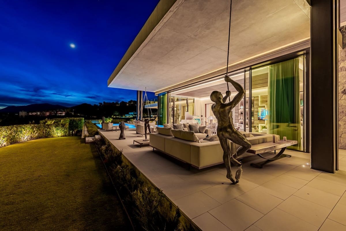 8 Zimmer Villa zu verkaufen in Benahavis mit Pool Garage - 19.850.000 € (Ref: 9372350)