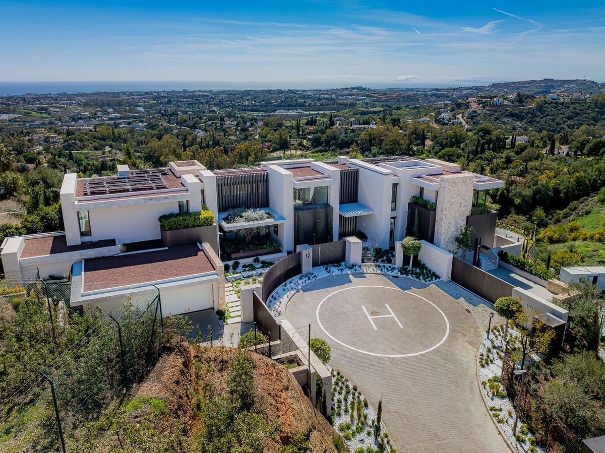 8 Zimmer Villa zu verkaufen in Benahavis mit Pool Garage - 19.850.000 € (Ref: 9372350)