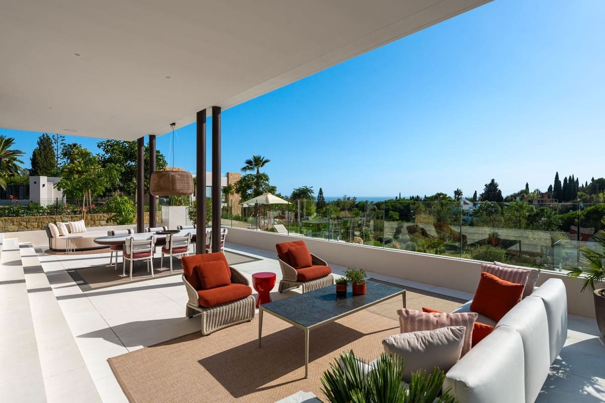 5 quarto Moradia para venda em Marbella com piscina garagem - 14 995 000 € (Ref: 9374215)