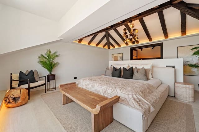 6 sypialnia Willa na sprzedaż w Marbella z basenem garażem - 11 950 000 € (Ref: 9376431)