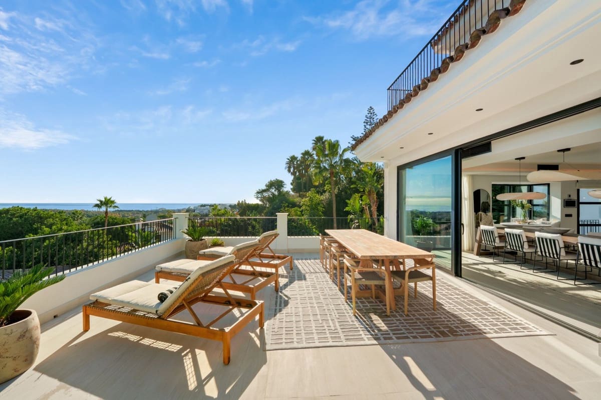 Chalet de 6 habitaciones en Marbella en venta con piscina garaje - 9.950.000 € (Ref: 9376431)