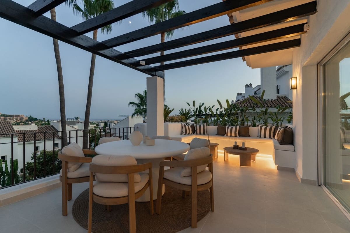 3 chambre Appartement à vendre à Marbella avec piscine garage - 1 795 000 € (Ref: 9378414)