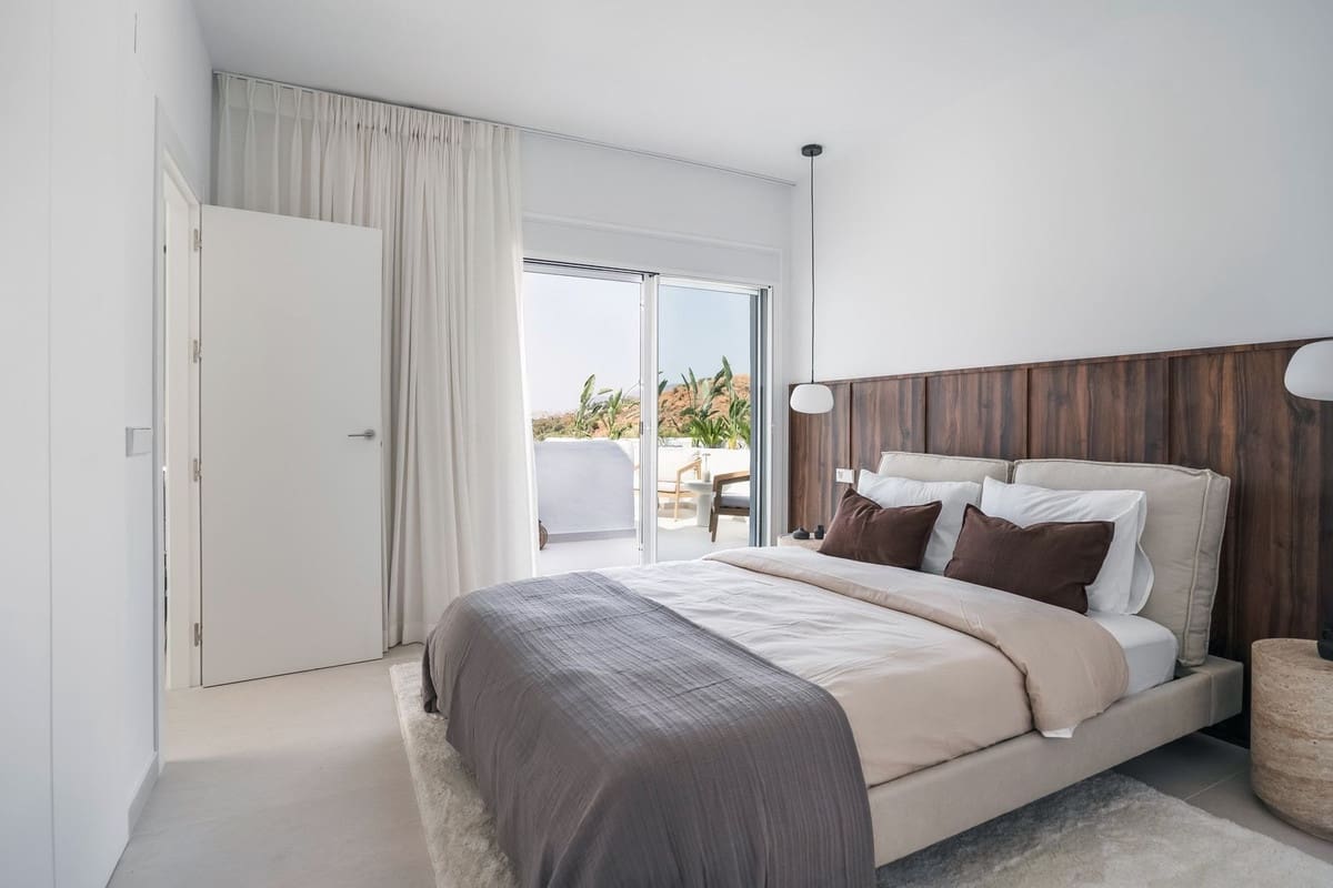 3 chambre Appartement à vendre à Marbella avec piscine garage - 1 795 000 € (Ref: 9378414)