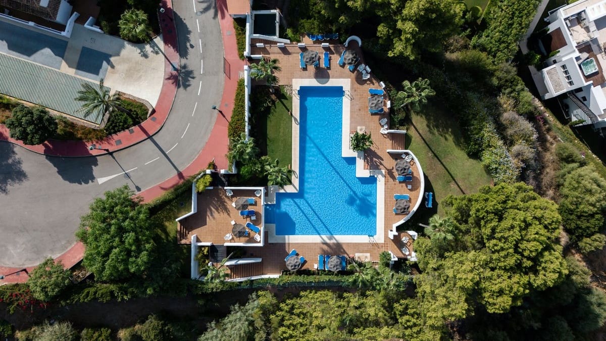 3 chambre Appartement à vendre à Marbella avec piscine garage - 1 795 000 € (Ref: 9378414)