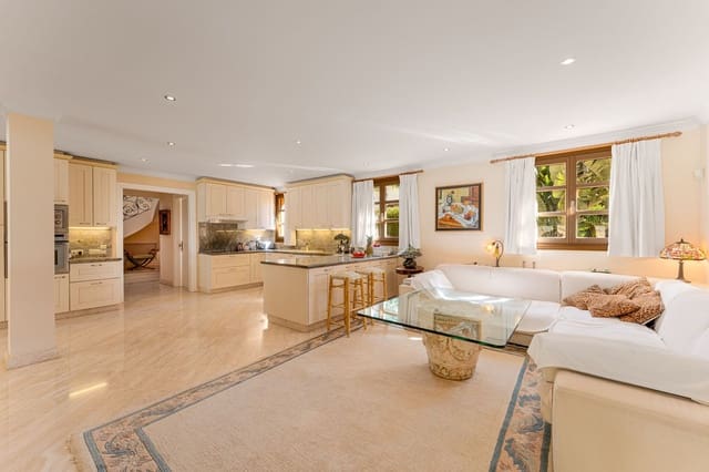 5 sovrum Villa till salu i Marbella med pool garage - 3 495 000 € (Ref: 9380105)