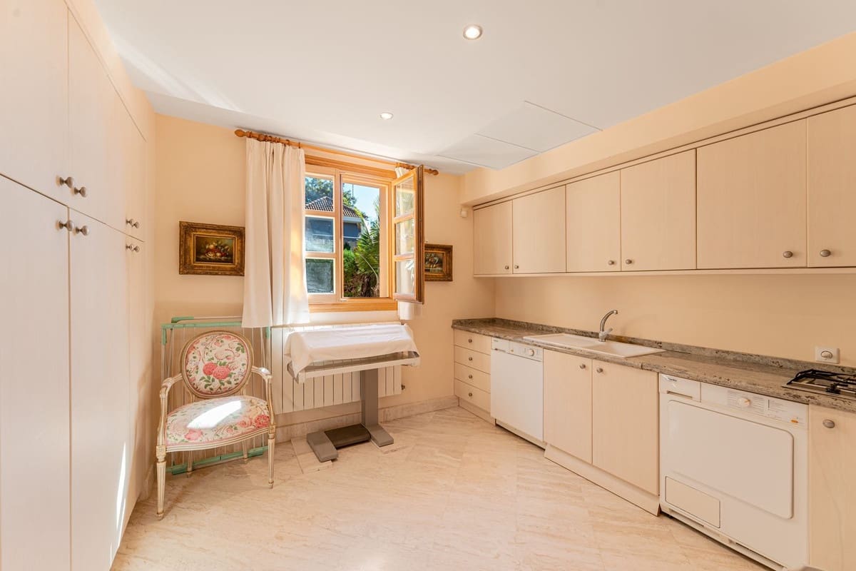5 chambre Villa/Maison à vendre à Marbella avec piscine garage - 3 495 000 € (Ref: 9380105)
