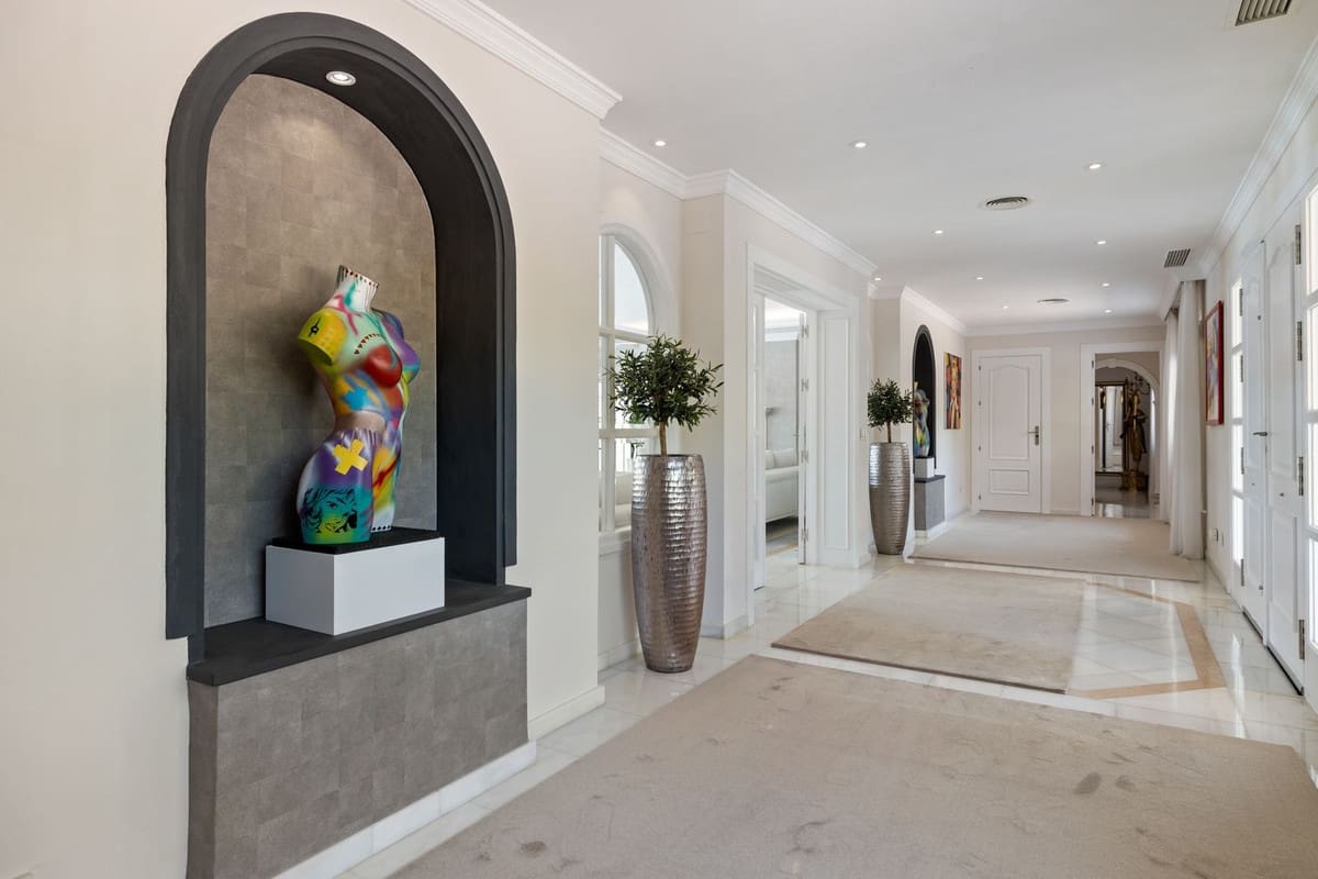 6 soveværelse Villa til salg i Marbella med swimmingpool garage - € 6.900.000 (Ref: 9384031)