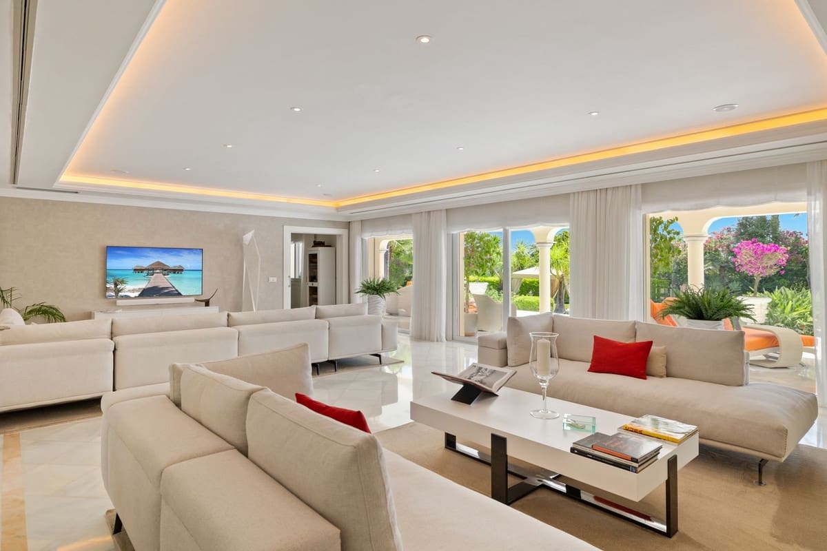 6 soveværelse Villa til salg i Marbella med swimmingpool garage - € 6.900.000 (Ref: 9384031)