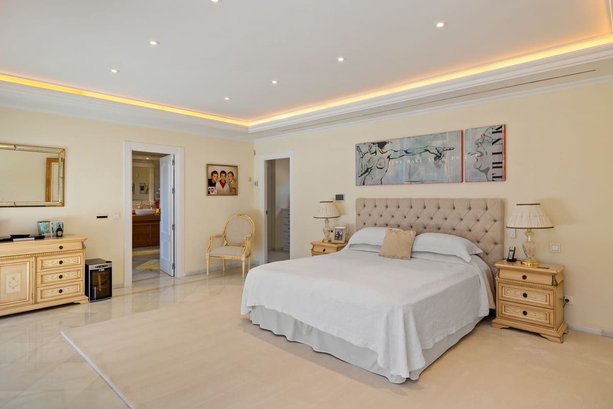 6 soveværelse Villa til salg i Marbella med swimmingpool garage - € 6.900.000 (Ref: 9384031)