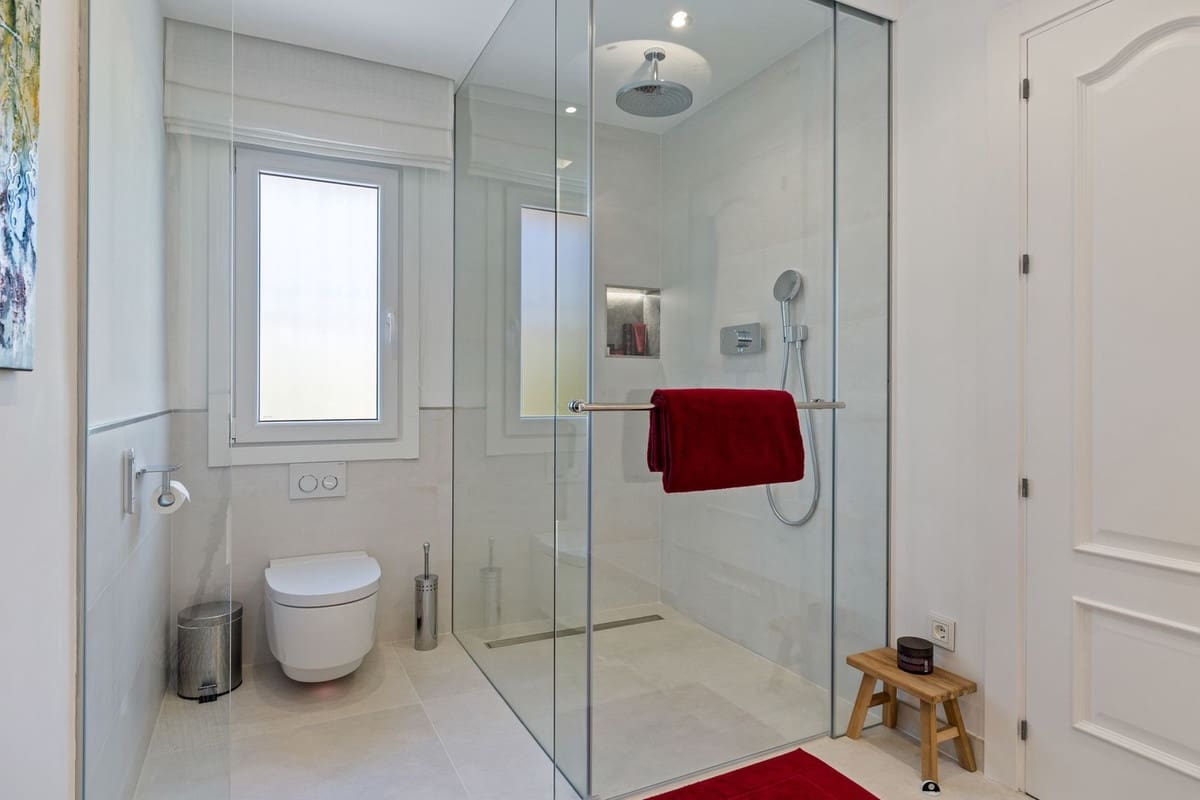6 soveværelse Villa til salg i Marbella med swimmingpool garage - € 6.900.000 (Ref: 9384031)
