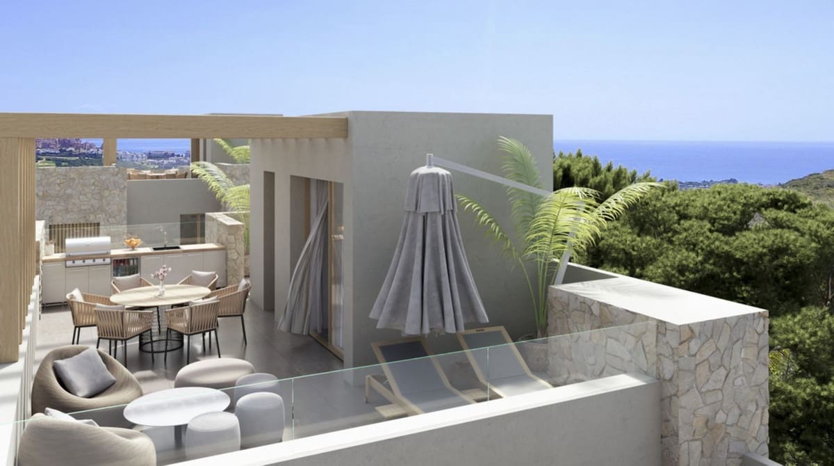 3 sypialnia Dom na sprzedaż w La Duquesa / Puerto de la Duquesa z basenem garażem - 545 000 € (Ref: 9386091)