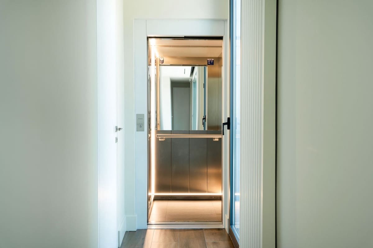 5 quarto Moradia para venda em Benahavis com piscina garagem - 7 995 000 € (Ref: 9388549)