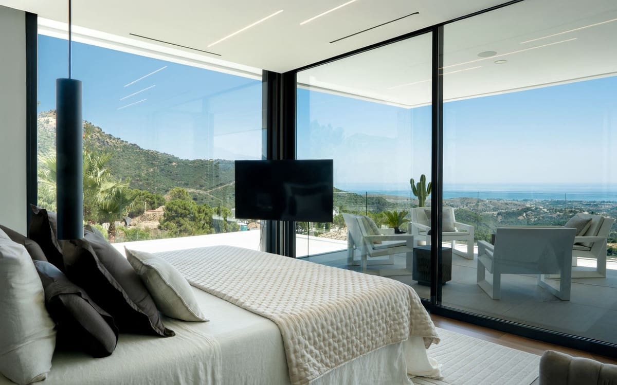 5 quarto Moradia para venda em Benahavis com piscina garagem - 7 995 000 € (Ref: 9388549)