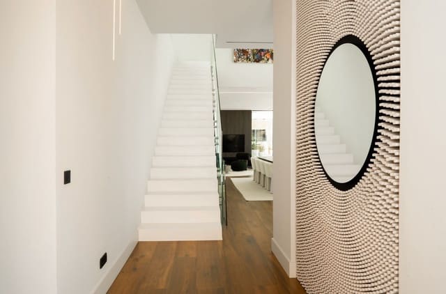 5 quarto Moradia para venda em Benahavís com piscina garagem - 7 995 000 € (Ref: 9388549)