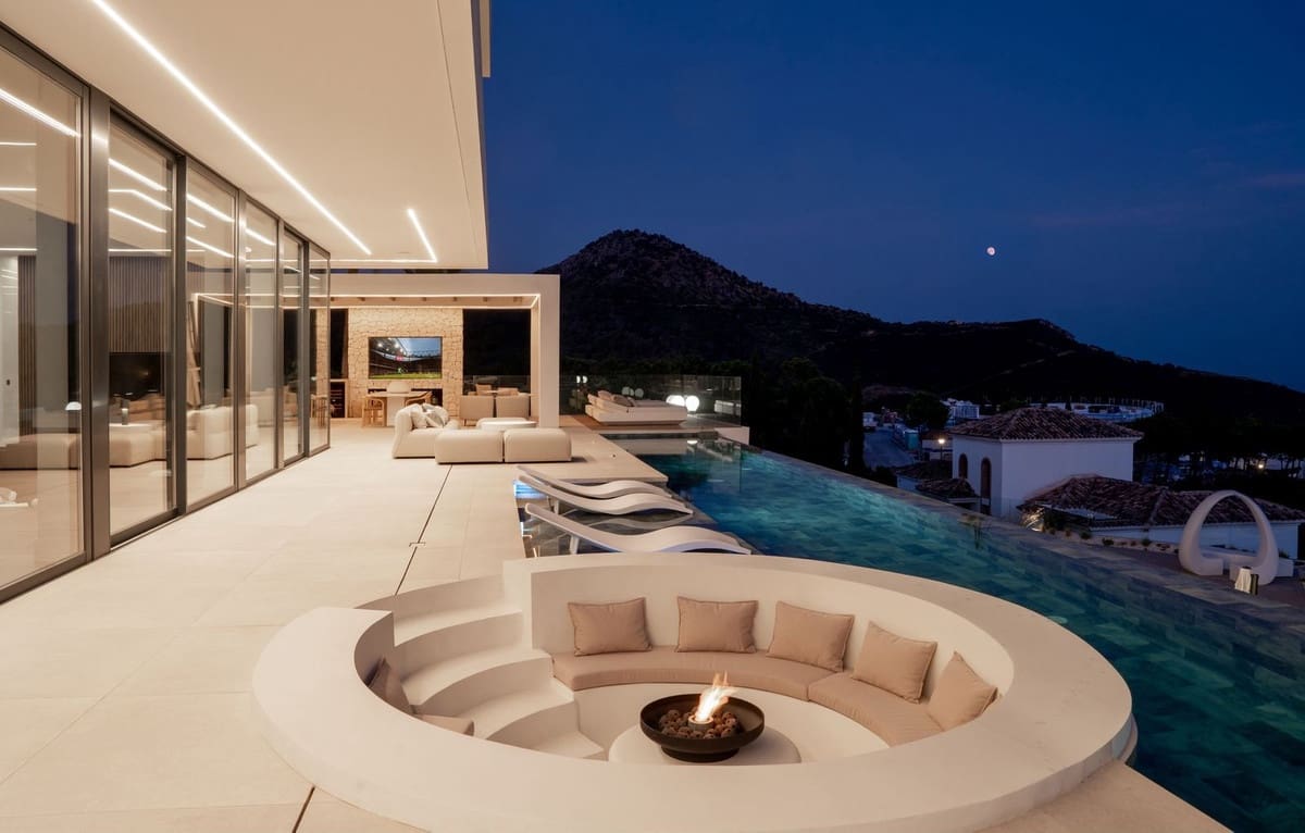 5 quarto Moradia para venda em Benahavis com piscina garagem - 7 995 000 € (Ref: 9388549)