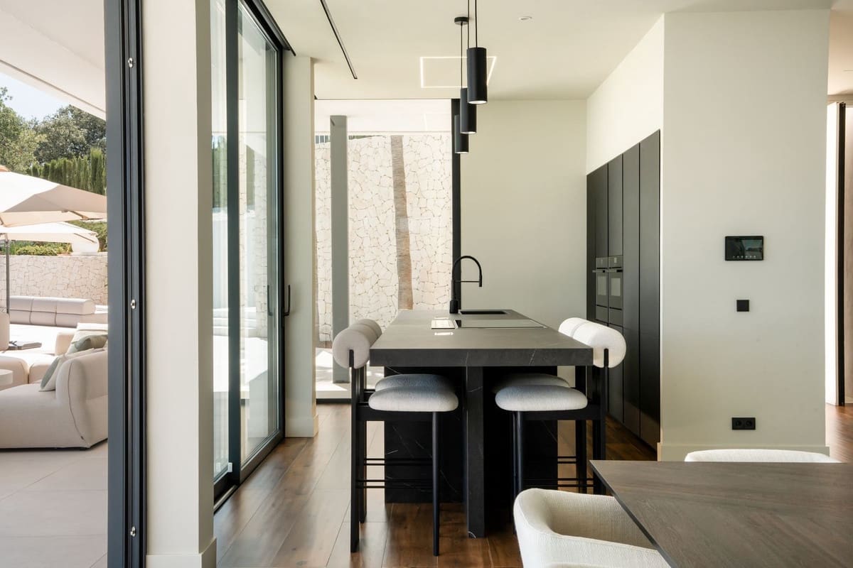 5 quarto Moradia para venda em Benahavis com piscina garagem - 7 995 000 € (Ref: 9388549)