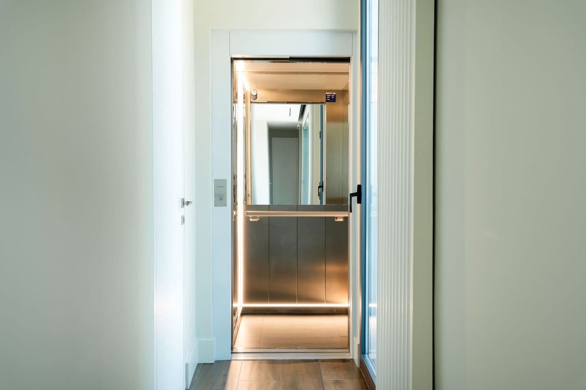 5 soverom Villa til salgs i Benahavis med svømmebasseng garasje - € 7 995 000 (Ref: 9388549)