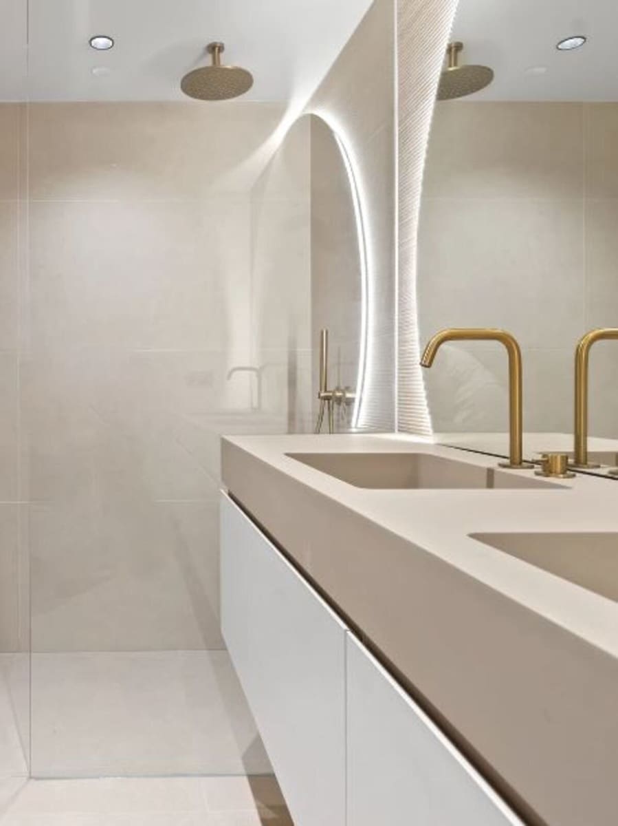 3 quarto Apartamento para venda em Nueva Andalucia com piscina garagem - 1 250 000 € (Ref: 9395350)