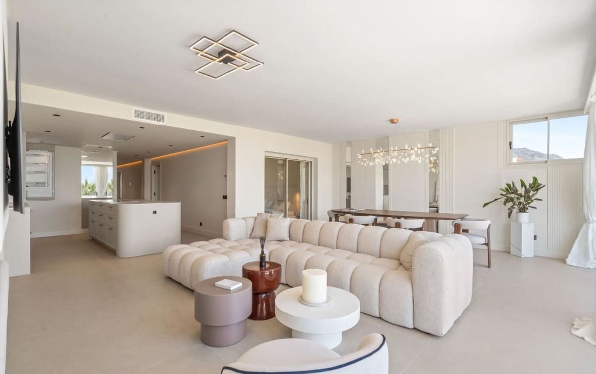 3 quarto Apartamento para venda em Nueva Andalucia com piscina garagem - 1 250 000 € (Ref: 9395350)