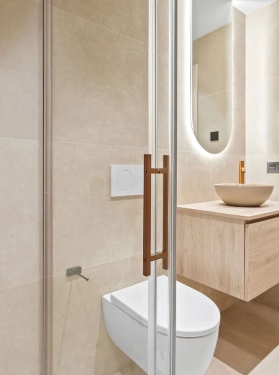 Apartamento de 3 habitaciones en Nueva Andalucia en venta con piscina garaje - 1.180.000 € (Ref: 9396577)