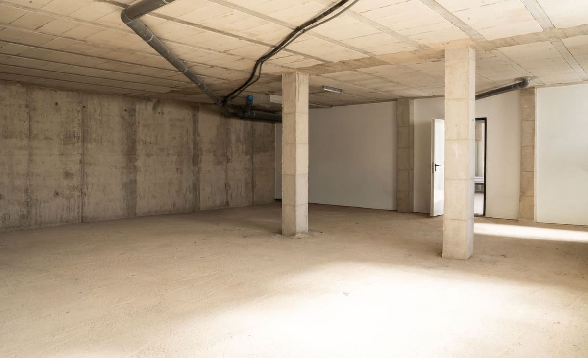 3 soveværelse Villa til salg i Estepona med swimmingpool garage - € 995.000 (Ref: 9396771)