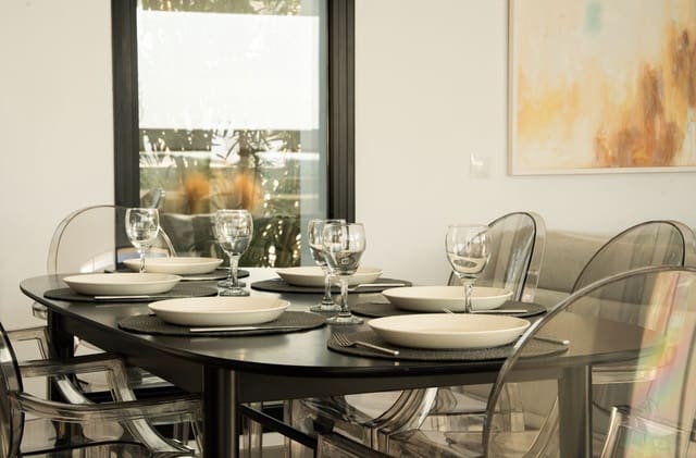 3 chambre Villa/Maison à vendre à Estepona avec piscine garage - 995 000 € (Ref: 9396771)